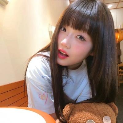 黑伞人